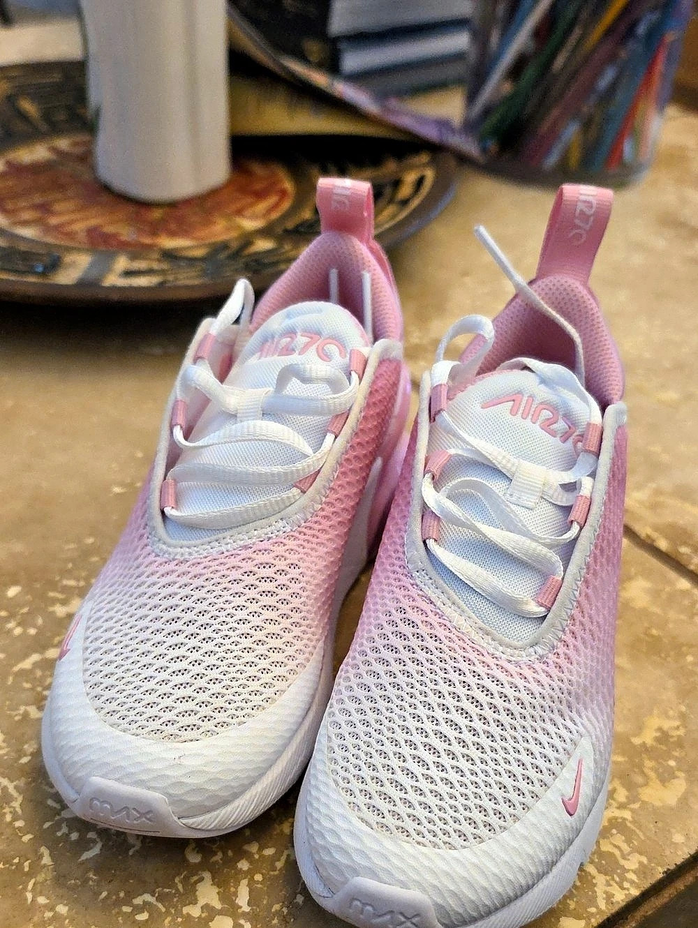 Nike Air Max 270 Magic Flamingo/Pink Foam Sneakers Pink & White